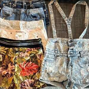 Stylish Acid Wash Denim Shorts